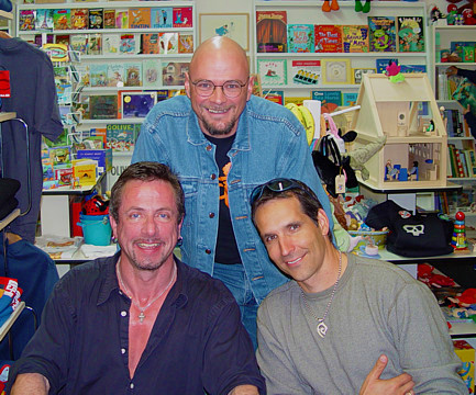 Clive Barker, Feo Amante, Todd McFarlane at Meltdown Comics